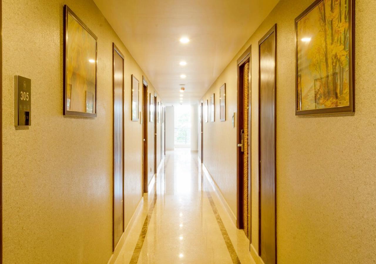 Ss Lumina Hotel Бангалор Екстериор снимка